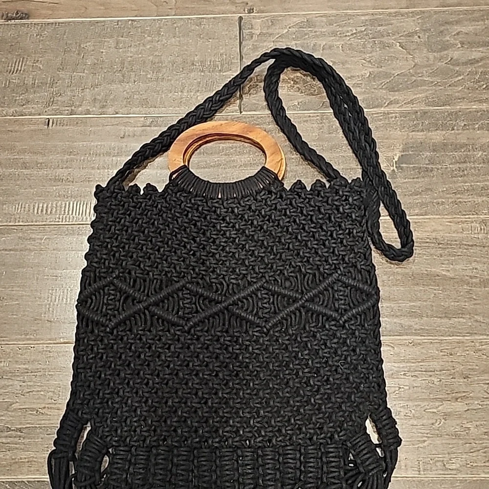 Danielle Nicole Runaway Black Crochet Crossbody Bag - Picture 2 of 7